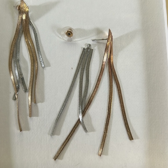 Gold fringe dangles with silver fringe jacket - Picture 2 of 2